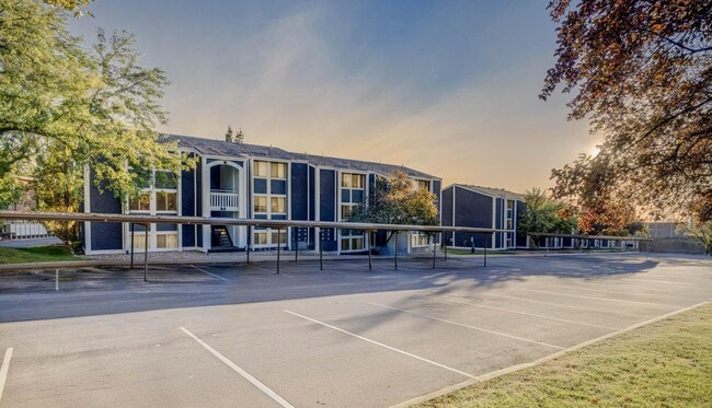 Photo - The Pointe at Northridge