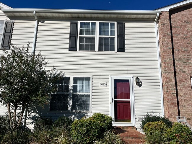 Building Photo - Ashwood Townhomes in Forest, VA