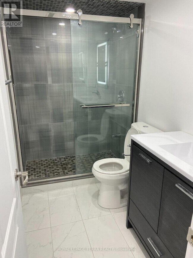 Photo - 44 Howling Crescent