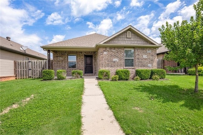 Photo - 4002 S W Capstone Ave