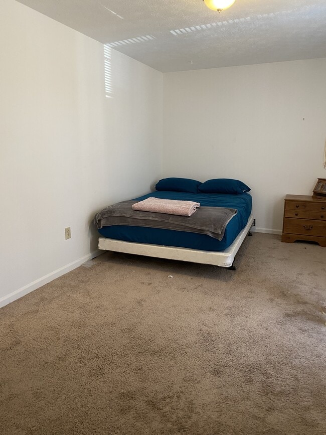 Photo - 6667 Cedar Lake Dr