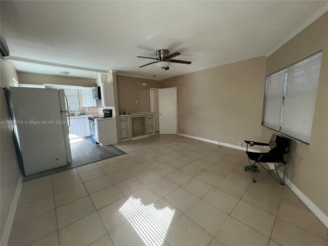 Photo - 3050 Hayes St Unit 1