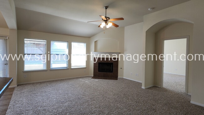 Photo - 126 Beacon Hill Ln