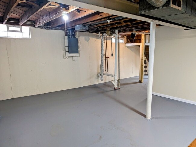 Photo - Adorable Belmont Home with Basement - AVAILABLE NOW!