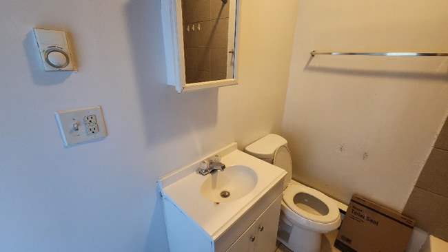 Photo - 52 Clinton St Unit 1