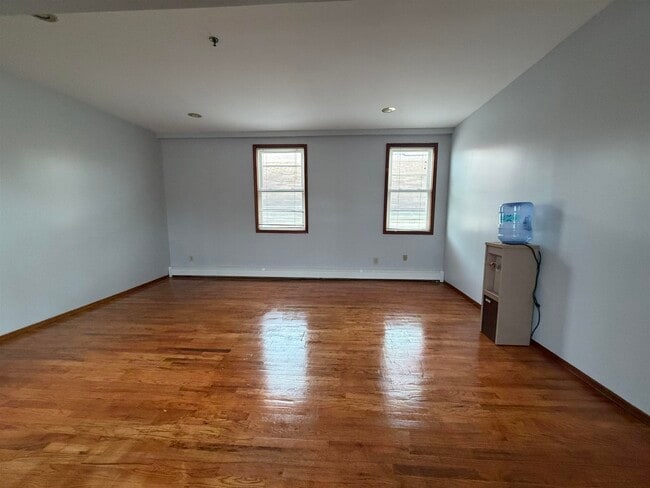 Photo - 22-24-24 Paterson St Unit 3