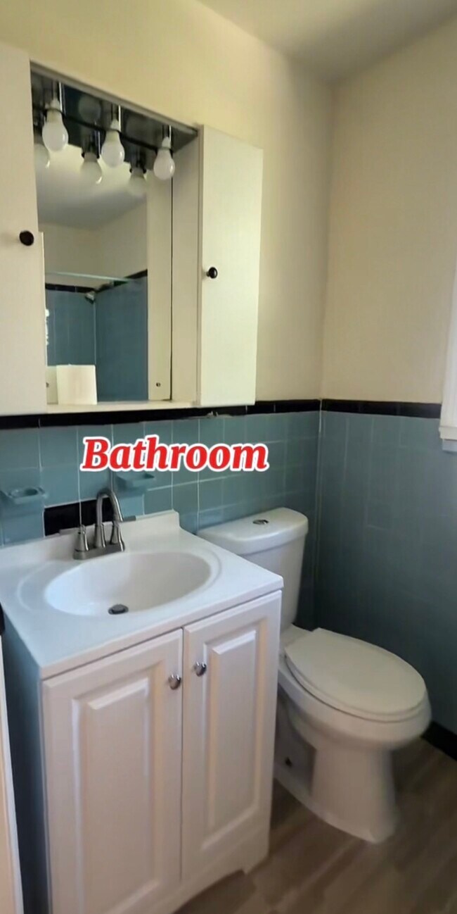 Photo - 144 Telford St