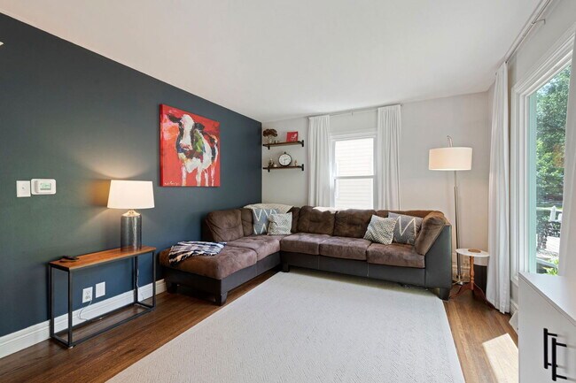 Photo - 2629 Idaho Ave S