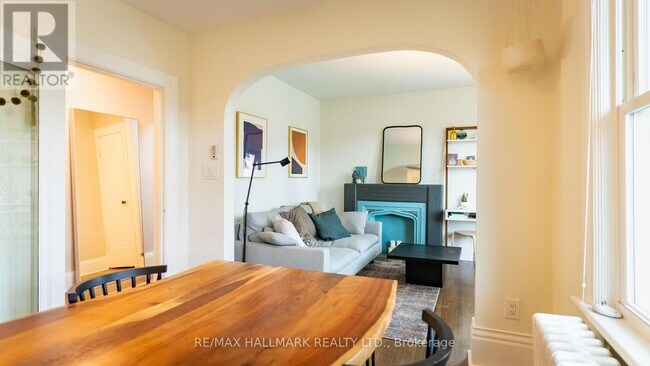 Photo - 218 Rusholme Rd