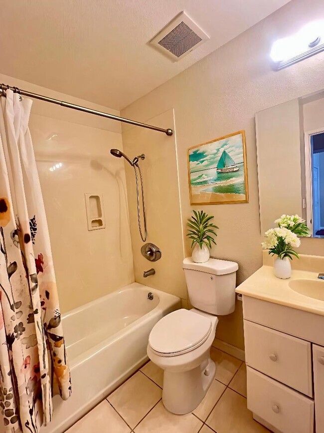 Building Photo - 1611 Thorncrest Dr Rental