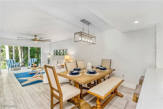 Building Photo - 3001 Sandpiper Bay Cir Unit B105 Rental