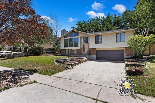 Photo - 2066 E 10095 S