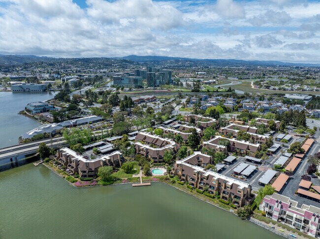 Building Photo - Pelican Cove