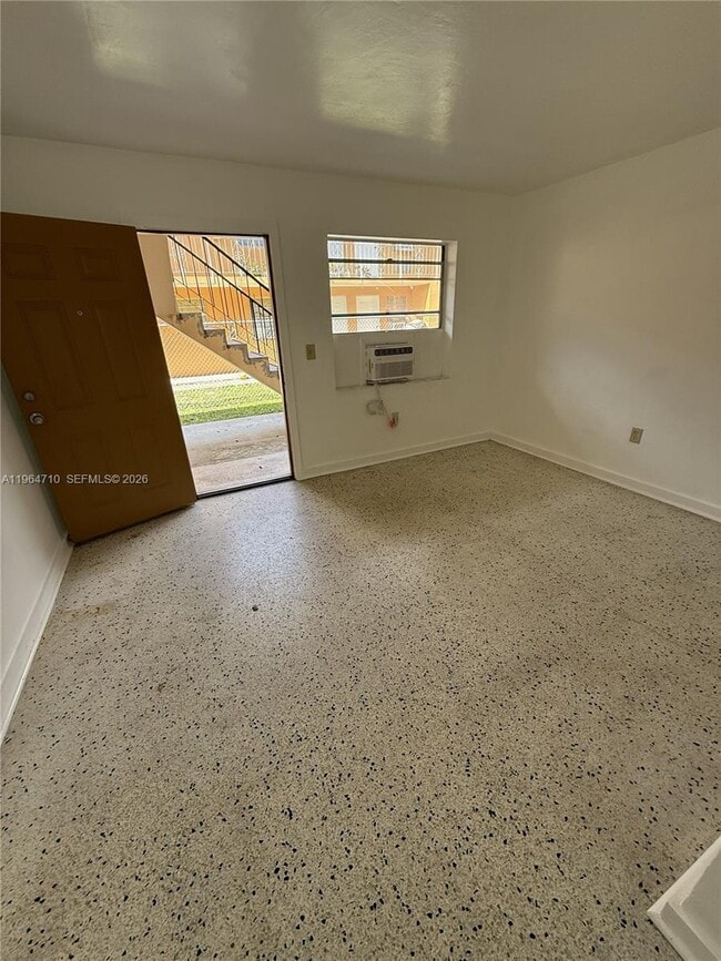 Photo - 926 NW 5th St Unit 2