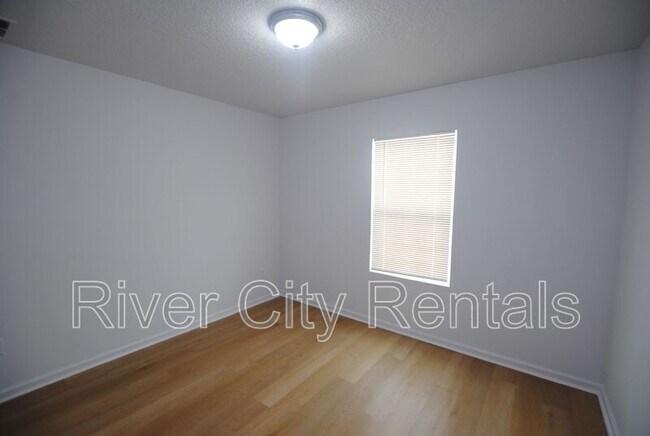 Photo - 6385 Bowdoin Ave