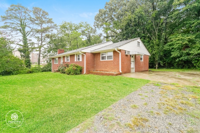 20 Kirkwood St