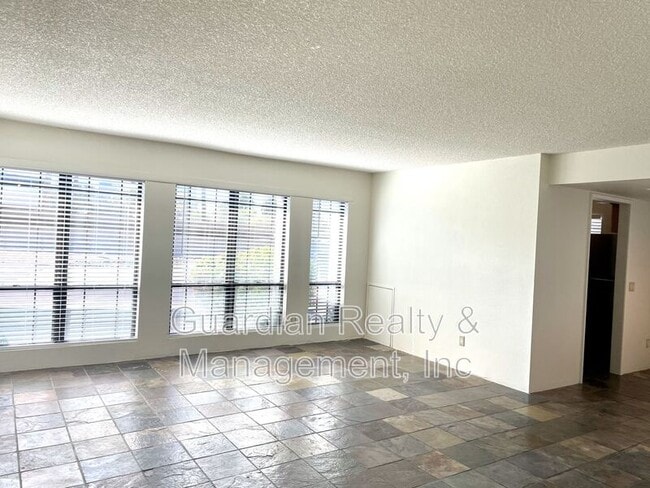 Photo - 5203 N 24th St Unit 102