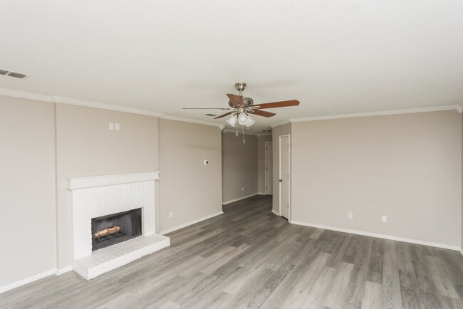 Photo - 2931 Volturno Dr