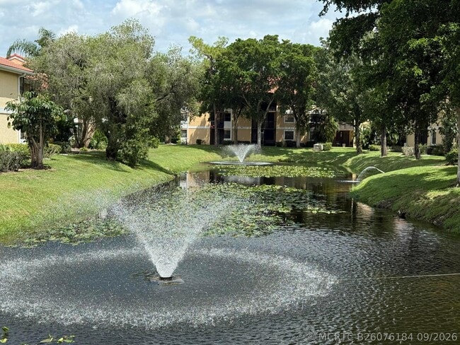 5821 Riverside Dr Unit 203 B