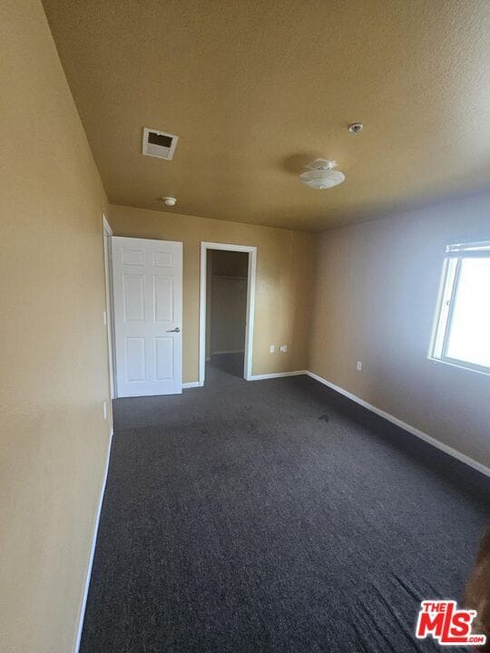 Photo - 887 E 40th Pl Unit 3