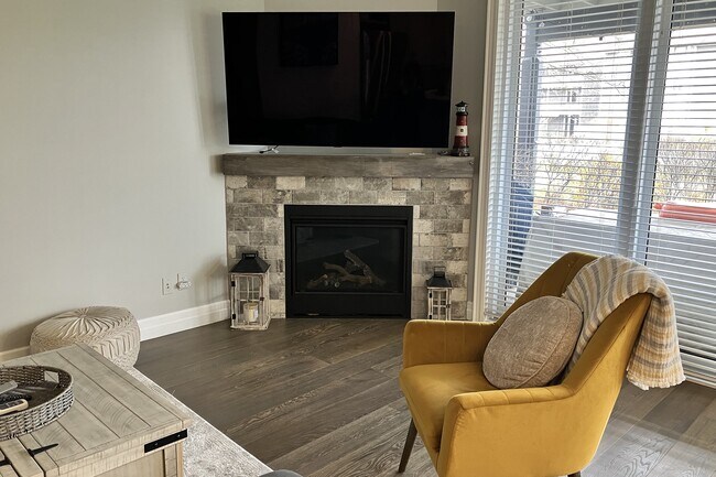 Photo - 667 Johnston Pk Ave