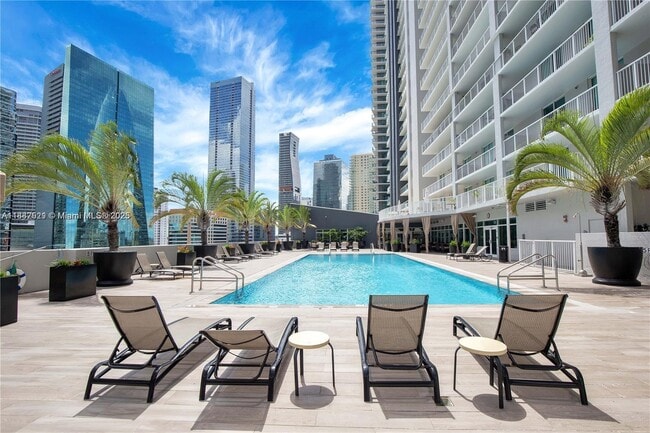 Photo - 1250 S Miami Ave Unidad 2309