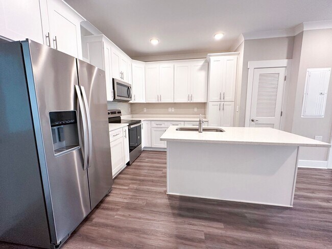 Photo - Centrally located townhome in The Verandas