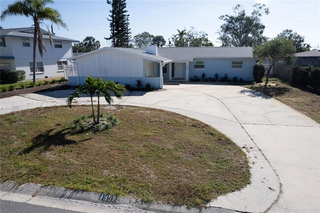 Photo - 1897 Dolphin Blvd S