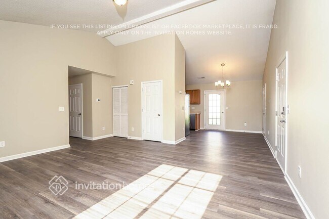 3789 Foxton Dr