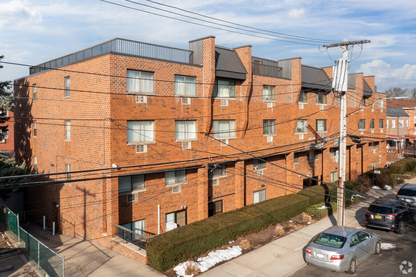 Photo - 6136 170th St