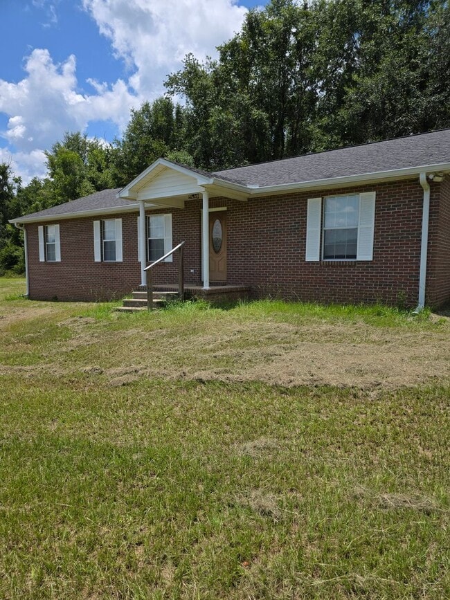 Building Photo - Escape to the Quiet countryside in Madison... Rental