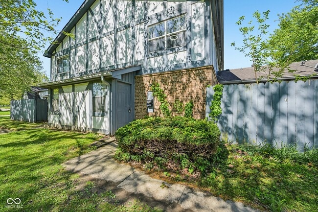 3724 Tudor Park Dr