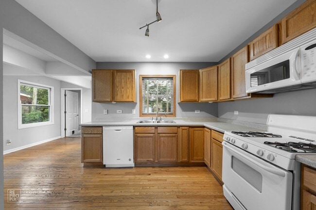 Photo - 8313 Ramble Rd