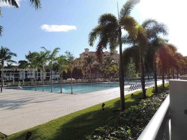 Photo - 2950 NE 188th St Unit 309