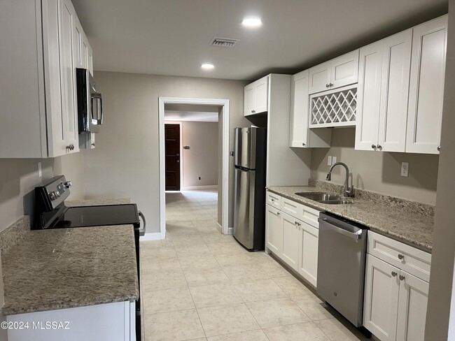 Photo - 2637 N Wilson Ave