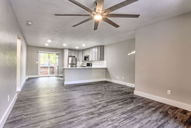 Photo - 2823 Stanford Rd Unit 2823 Stanford Rd