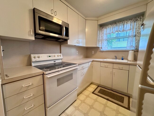 Photo - 816 Kingsland Ln