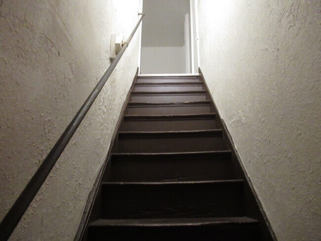 Photo - 829 Windham Ave Unit 829-3