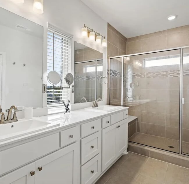 Photo - 2228 Palomino St