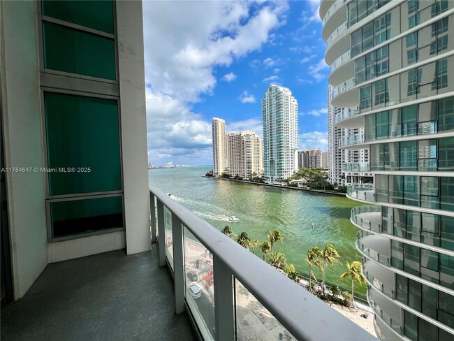 Photo - 300 S Biscayne Blvd Unit Loft 1006