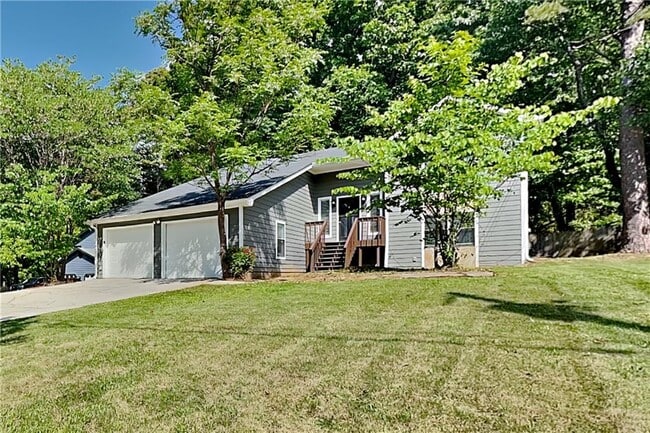 Building Photo - 548 Julius Dr