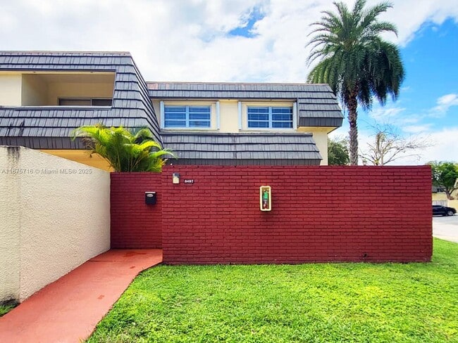 Building Photo - 8497 SW 137th Ave Rental
