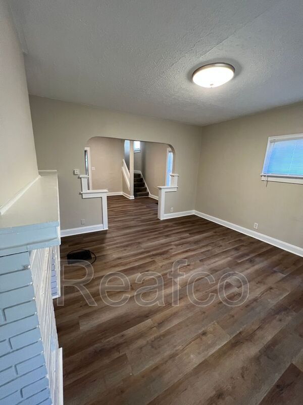 Photo - 1083 E 17th Ave