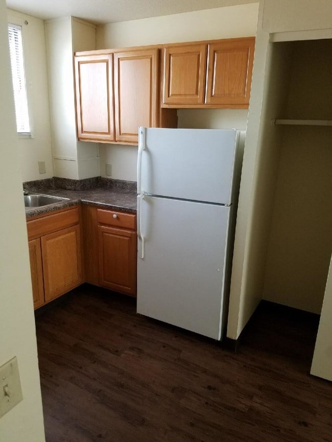 Photo - Edgebrook Park Apartments