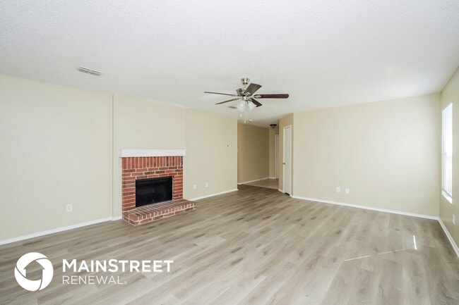 Photo - 16201 Blanco Ln