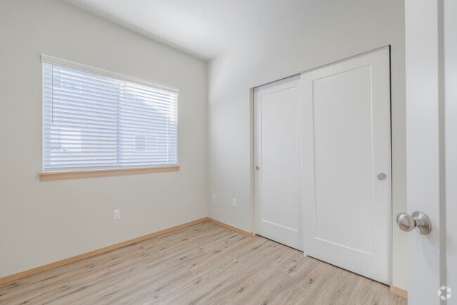3BR, 2BA - 1,113SF - Bedroom