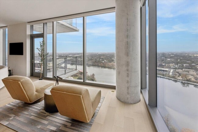 Building Photo - 44 East Ave Unit 2201