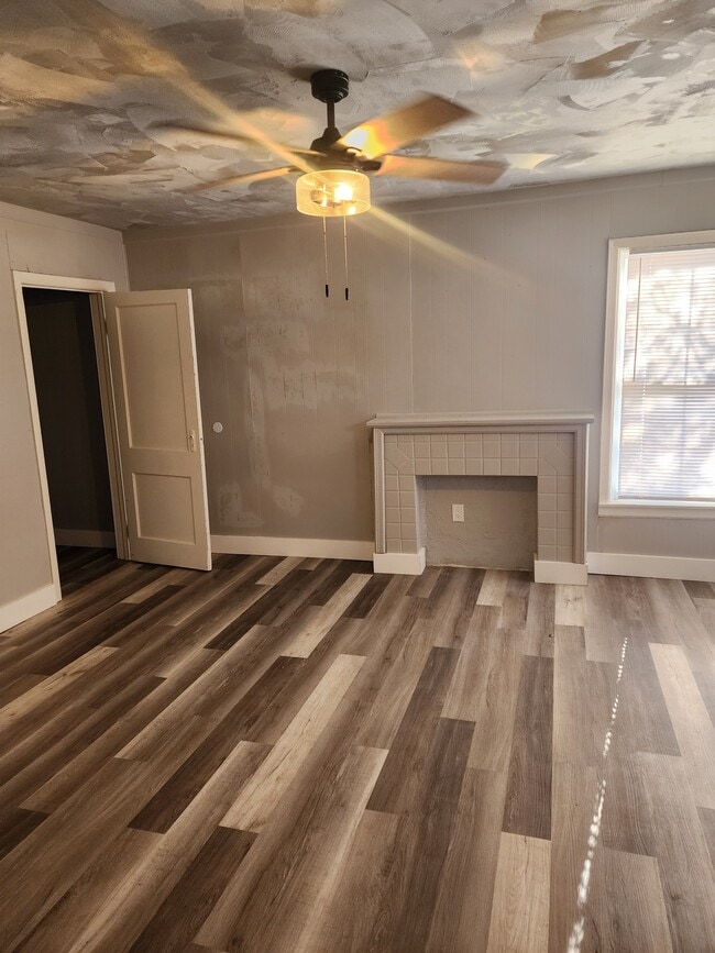 Photo - 2402 E Randolph Ave