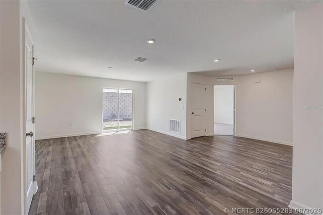 Photo - 181 Hilton Ave NW