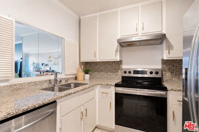 10751 Wilshire Blvd Unit 1206